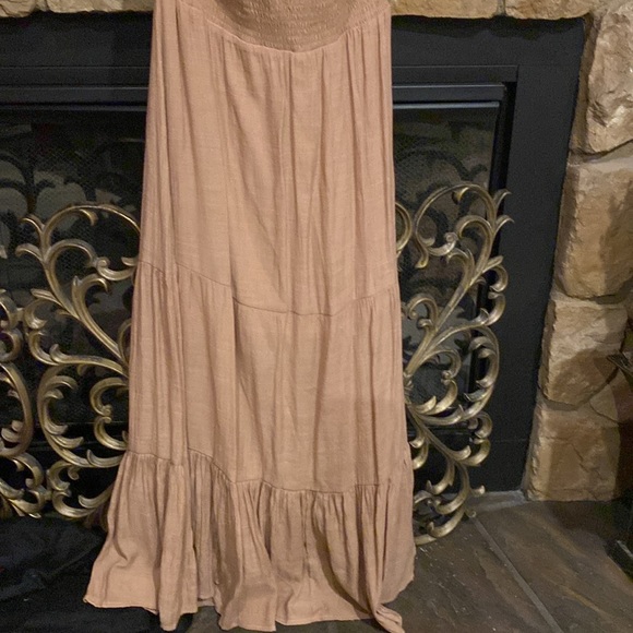 Stitch and feather bohemian tan maxi dress - Picture 6 of 7